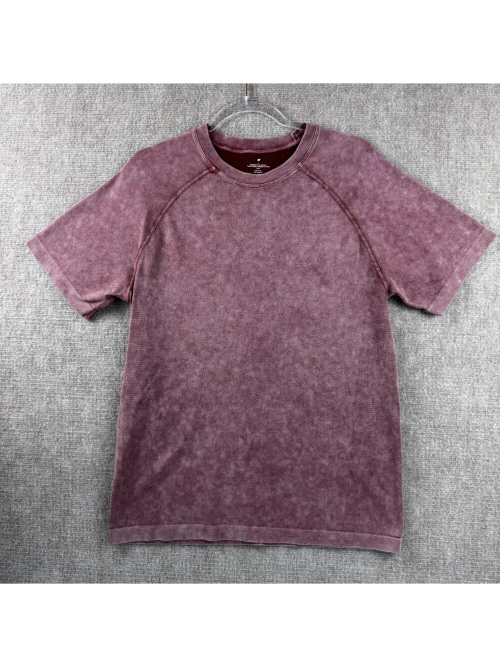 Fabletics Training Day Tee Mens L Washed Oxblood Red Performance Gorpcore Gym